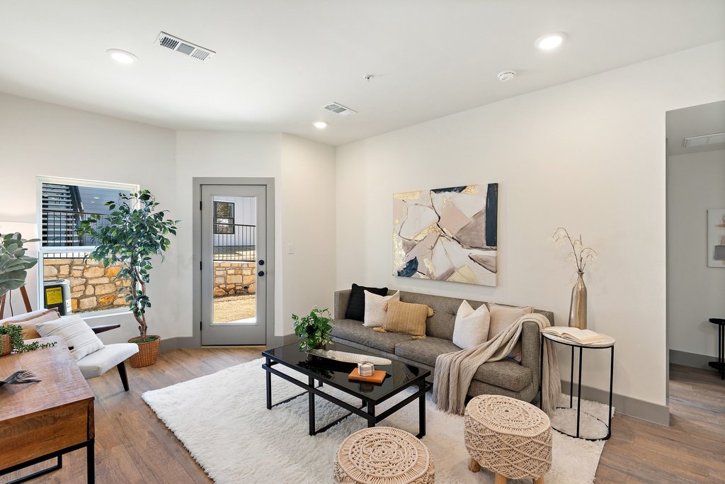 Beautiful furnished home offering Short Term Rentals in Belton, TX with modern amenities and comfortable living spaces